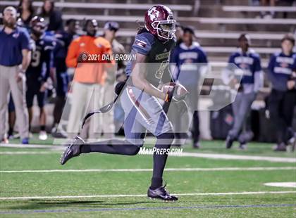 Thumbnail 3 in Mesquite vs. Sachse (UIL 6A Bi-District Playoff) photogallery.