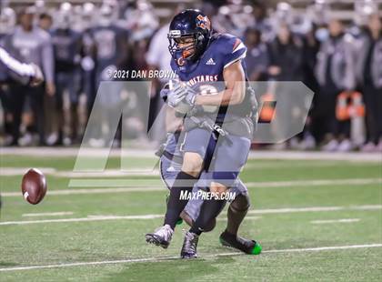 Thumbnail 3 in Mesquite vs. Sachse (UIL 6A Bi-District Playoff) photogallery.