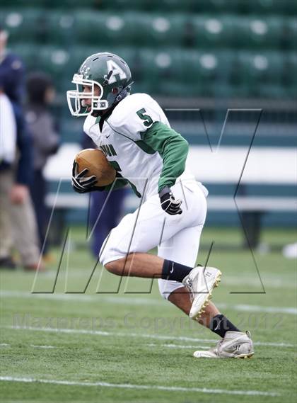 Thumbnail 3 in Avon vs. Notre Dame photogallery.