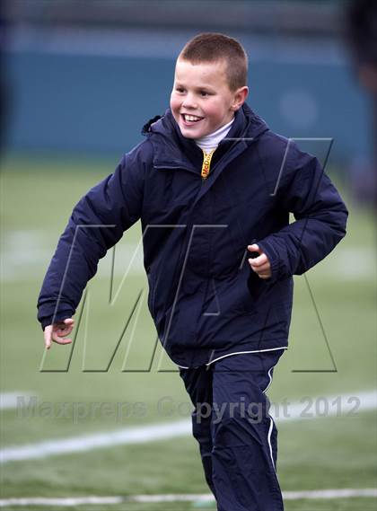 Thumbnail 2 in Avon vs. Notre Dame photogallery.