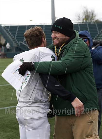 Thumbnail 2 in Avon vs. Notre Dame photogallery.