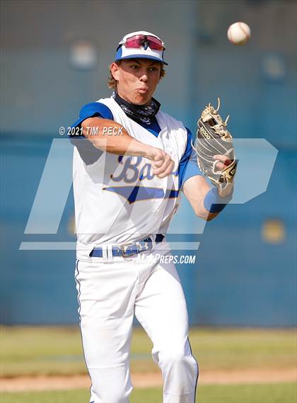 Thumbnail 1 in Los Alamitos @ Fountain Valley photogallery.