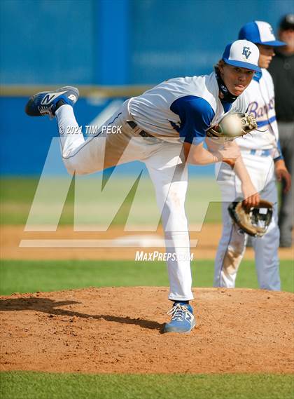 Thumbnail 1 in Los Alamitos @ Fountain Valley photogallery.