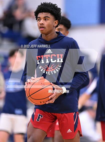 Thumbnail 2 in Austintown-Fitch @ Louisville photogallery.