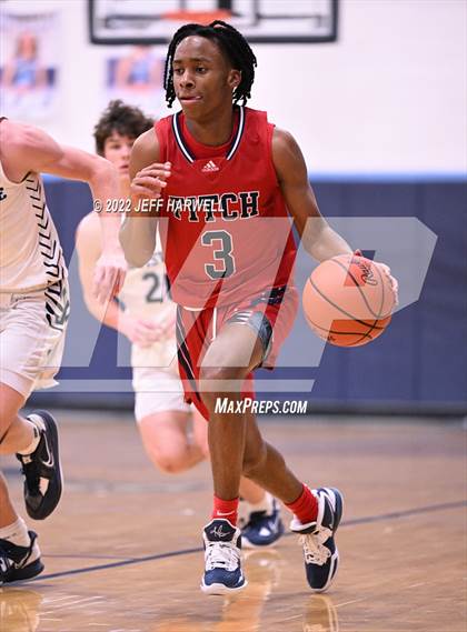 Thumbnail 2 in Austintown-Fitch @ Louisville photogallery.