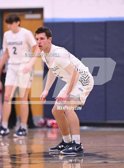Thumbnail 1 in Austintown-Fitch @ Louisville photogallery.