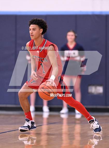 Thumbnail 1 in Austintown-Fitch @ Louisville photogallery.