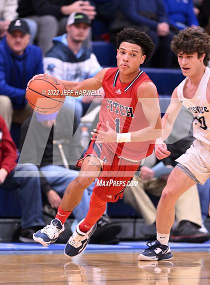 Thumbnail 2 in Austintown-Fitch @ Louisville photogallery.