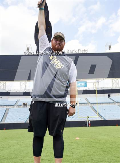 Thumbnail 1 in Oakleaf High (Jaguars Prep 11-On Lineman Challenge Award) photogallery.