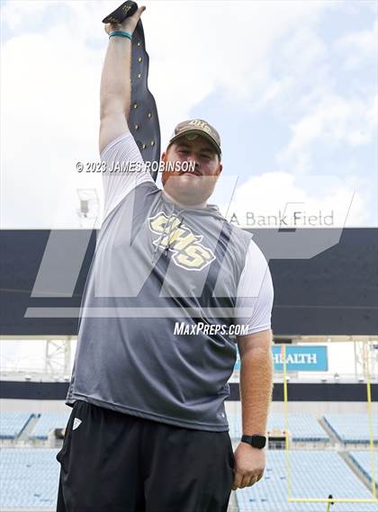 Thumbnail 3 in Oakleaf High (Jaguars Prep 11-On Lineman Challenge Award) photogallery.