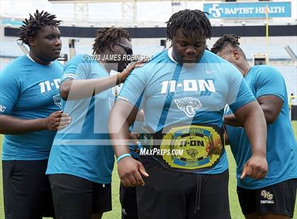 Thumbnail 3 in Oakleaf High (Jaguars Prep 11-On Lineman Challenge Award) photogallery.