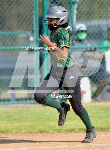 Thumbnail 1 in Cardinal Gibbons @ Enloe photogallery.