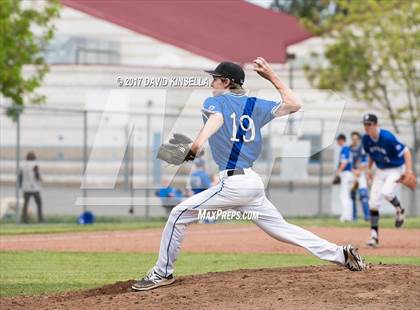 Thumbnail 1 in Oak Ridge @ Rocklin photogallery.