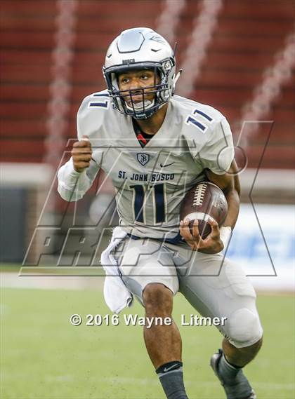 Thumbnail 2 in St. John Bosco vs St. X (Crosstown Showdown) photogallery.