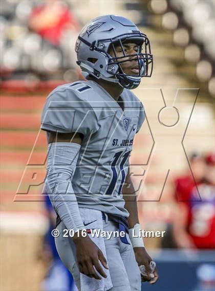 Thumbnail 1 in St. John Bosco vs St. X (Crosstown Showdown) photogallery.