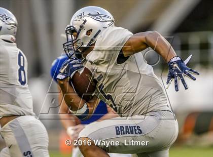 Thumbnail 3 in St. John Bosco vs St. X (Crosstown Showdown) photogallery.
