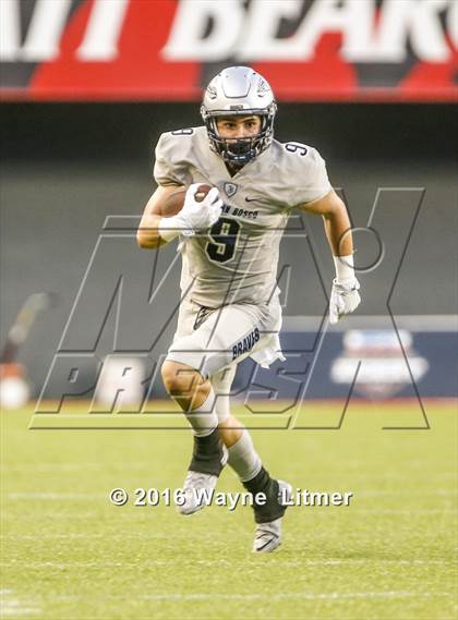 Thumbnail 2 in St. John Bosco vs St. X (Crosstown Showdown) photogallery.