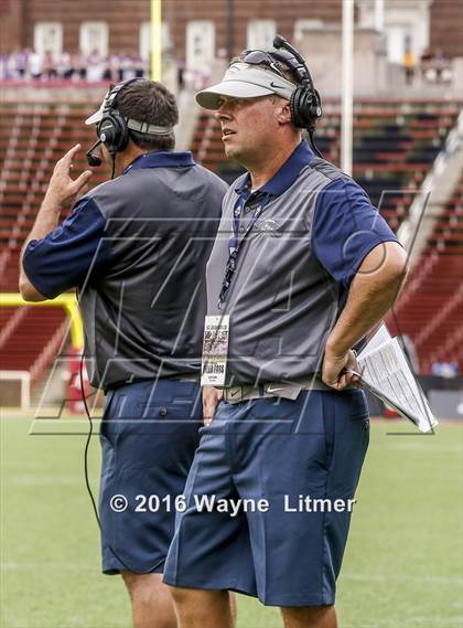 Thumbnail 3 in St. John Bosco vs St. X (Crosstown Showdown) photogallery.