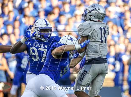 Thumbnail 2 in St. John Bosco vs St. X (Crosstown Showdown) photogallery.