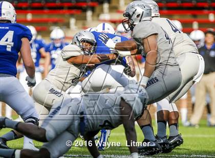 Thumbnail 2 in St. John Bosco vs St. X (Crosstown Showdown) photogallery.