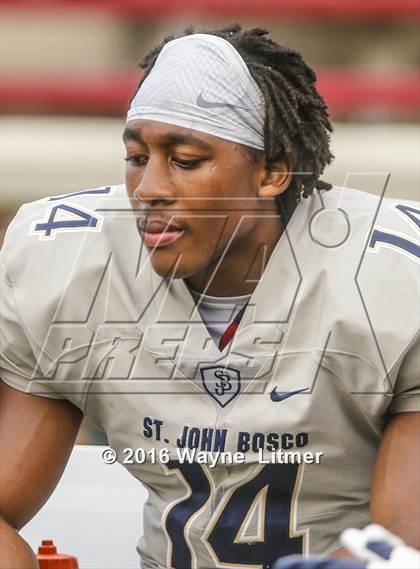 Thumbnail 2 in St. John Bosco vs St. X (Crosstown Showdown) photogallery.