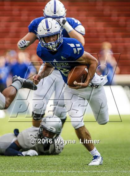 Thumbnail 1 in St. John Bosco vs St. X (Crosstown Showdown) photogallery.