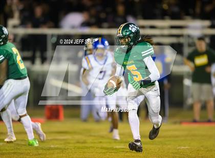 Thumbnail 1 in Oscar Smith @ Great Bridge photogallery.