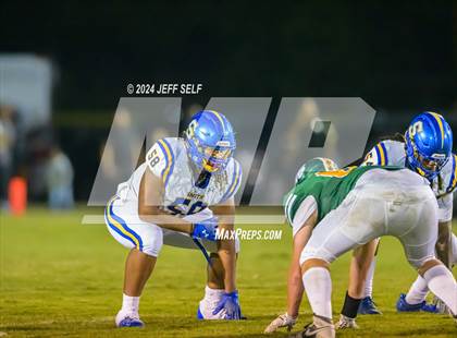 Thumbnail 1 in Oscar Smith @ Great Bridge photogallery.