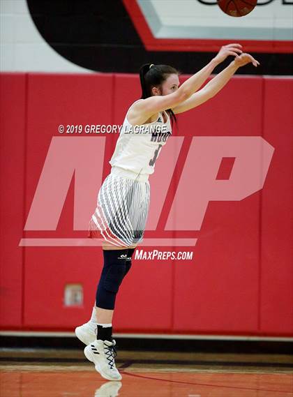 Thumbnail 1 in Benbrook vs Aubrey  photogallery.