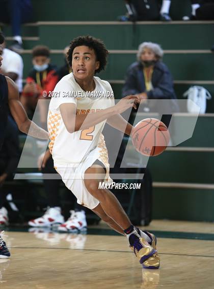 Thumbnail 3 in Arcadia vs Leuzinger (West Side Tip off Classic) photogallery.