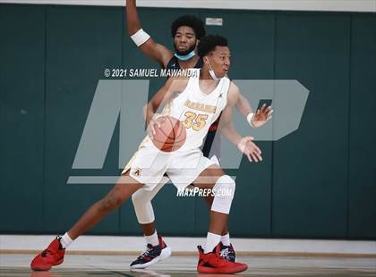 Thumbnail 1 in Arcadia vs Leuzinger (West Side Tip off Classic) photogallery.