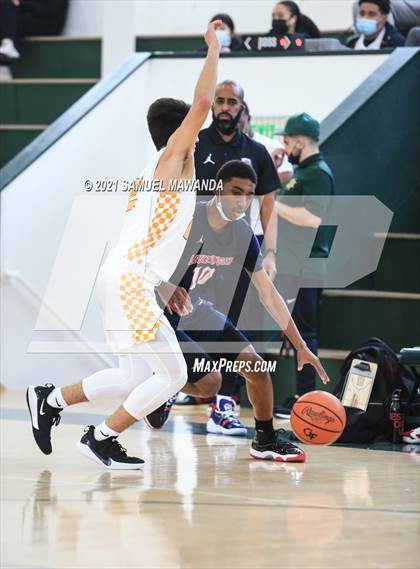 Thumbnail 1 in Arcadia vs Leuzinger (West Side Tip off Classic) photogallery.