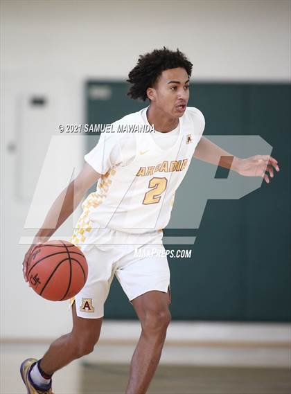 Thumbnail 2 in Arcadia vs Leuzinger (West Side Tip off Classic) photogallery.