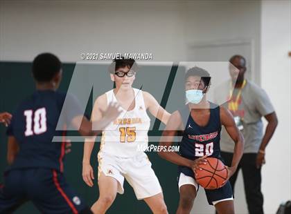 Thumbnail 2 in Arcadia vs Leuzinger (West Side Tip off Classic) photogallery.