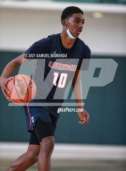 Thumbnail 1 in Arcadia vs Leuzinger (West Side Tip off Classic) photogallery.