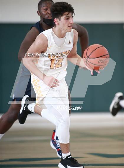 Thumbnail 3 in Arcadia vs Leuzinger (West Side Tip off Classic) photogallery.
