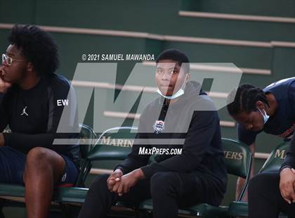 Thumbnail 2 in Arcadia vs Leuzinger (West Side Tip off Classic) photogallery.