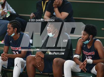 Thumbnail 1 in Arcadia vs Leuzinger (West Side Tip off Classic) photogallery.