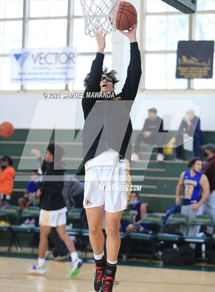 Thumbnail 2 in Arcadia vs Leuzinger (West Side Tip off Classic) photogallery.