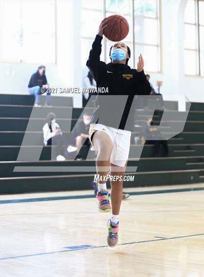 Thumbnail 1 in Arcadia vs Leuzinger (West Side Tip off Classic) photogallery.