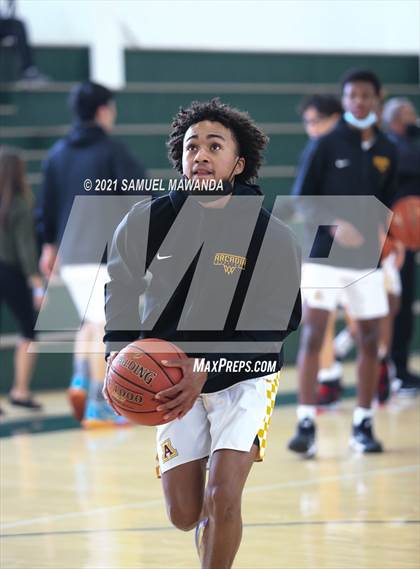 Thumbnail 1 in Arcadia vs Leuzinger (West Side Tip off Classic) photogallery.