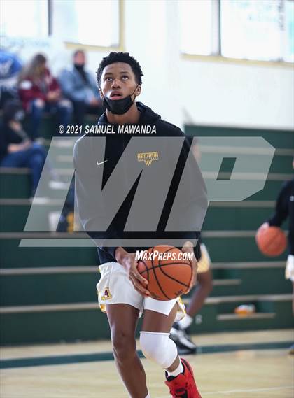 Thumbnail 1 in Arcadia vs Leuzinger (West Side Tip off Classic) photogallery.