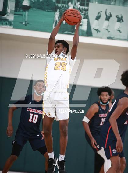 Thumbnail 1 in Arcadia vs Leuzinger (West Side Tip off Classic) photogallery.