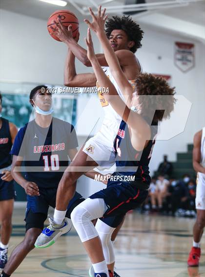 Thumbnail 3 in Arcadia vs Leuzinger (West Side Tip off Classic) photogallery.