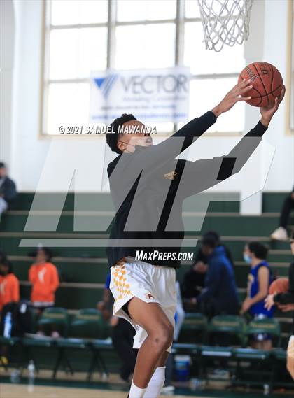 Thumbnail 1 in Arcadia vs Leuzinger (West Side Tip off Classic) photogallery.