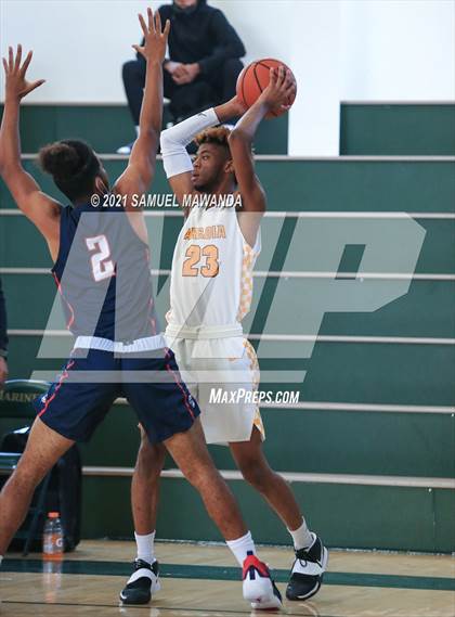 Thumbnail 1 in Arcadia vs Leuzinger (West Side Tip off Classic) photogallery.