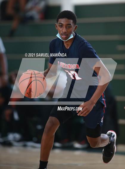 Thumbnail 2 in Arcadia vs Leuzinger (West Side Tip off Classic) photogallery.