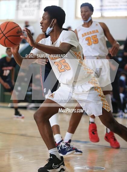 Thumbnail 2 in Arcadia vs Leuzinger (West Side Tip off Classic) photogallery.