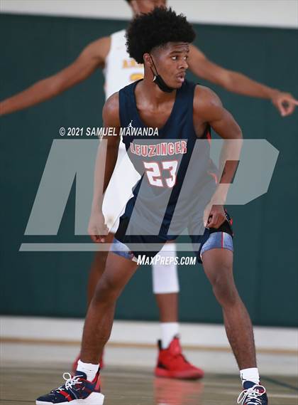 Thumbnail 2 in Arcadia vs Leuzinger (West Side Tip off Classic) photogallery.