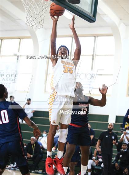 Thumbnail 3 in Arcadia vs Leuzinger (West Side Tip off Classic) photogallery.